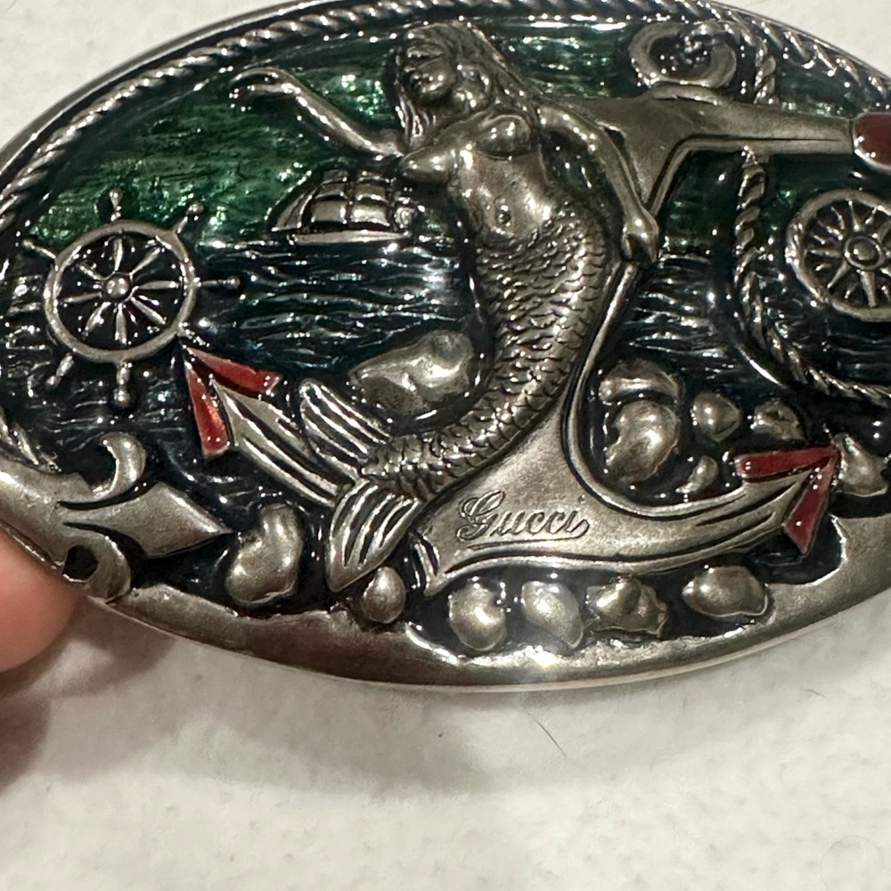 Gucci Silver and Green Belt Buckle